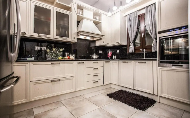 Alyko Villas Luxury Villa