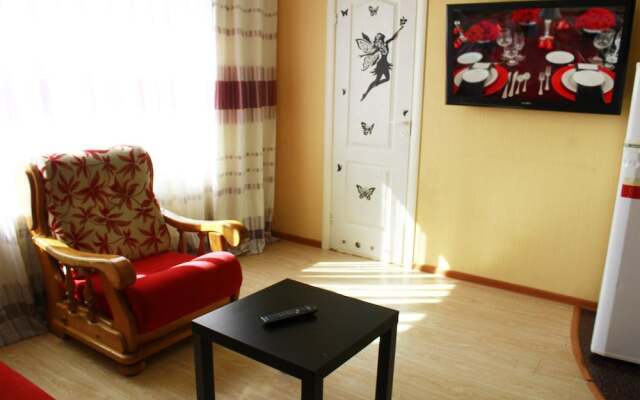 Dobrye Sutki Apartment on Trofimova 113