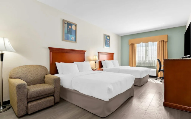 Quality Inn & Suites McAlester on Hwy 69