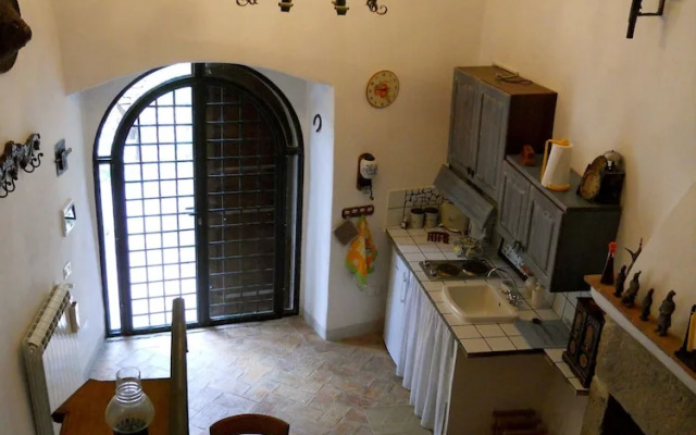 Guesthouse Runcini dormire in un borgo medievale