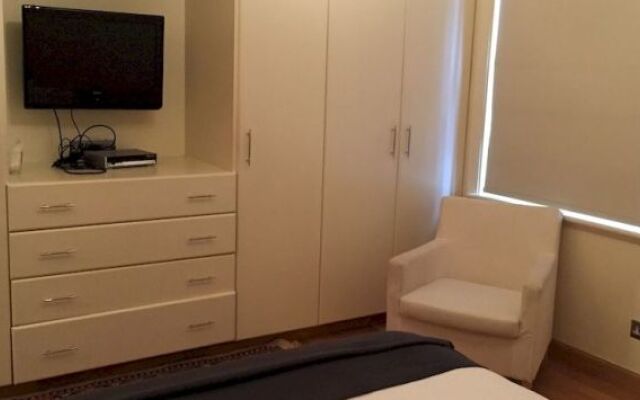 LVE- Knightsbridge Apartments