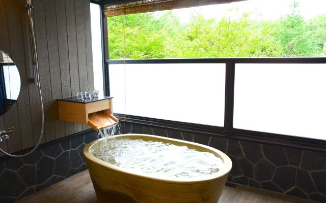 Karuizawa Club Hotel Karuizawa 1130 / Hewitt Resort