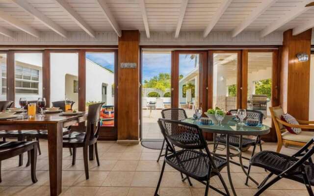 Villa Allegra Family Vacation Home w Pool BBQ