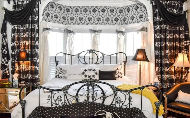 The Richard Johnston Inn Bed and Breakfast