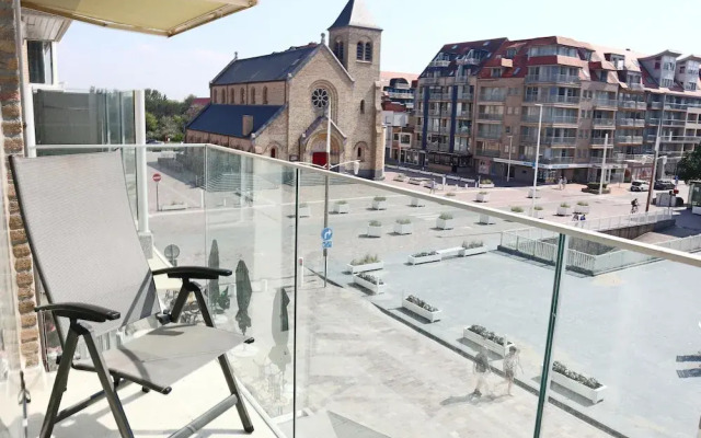 Apartment in Nieuwpoort With sea View