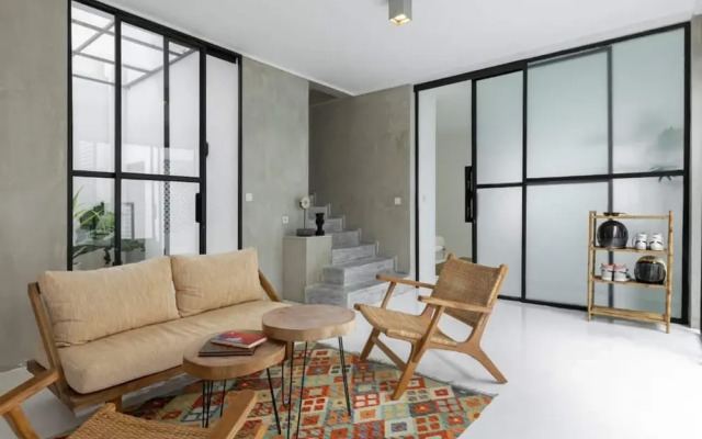 4BR Luxe Pool Villa Canggu near Finns