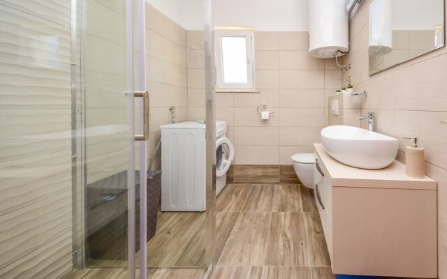 Lolita Ra i e in Ra i e