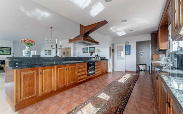 49-La Paz-Hacienda With Breathtaking Views in Mijas!