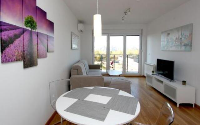 Apartment Moonstone 2