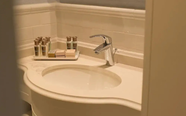 Edmond Luxury Hotel & Spa