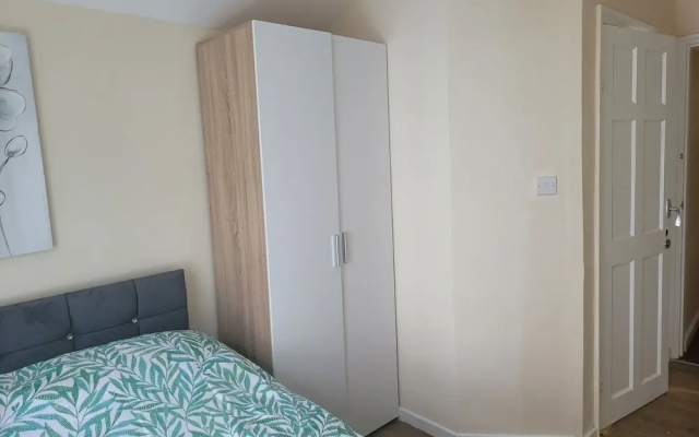 Comfy One Bedroom Flat