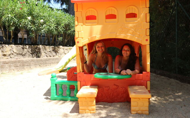 Happy Village & Camping