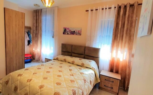 Big Apartment by the sea in Durres