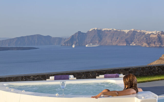 Santorini Princess Presidential Suites