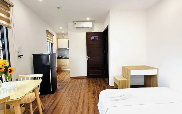 Era Apartment Thinh Hao