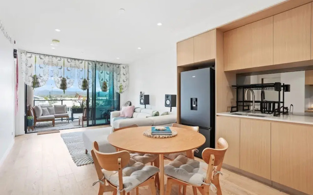Luxury Hinterland View on Palm Beach