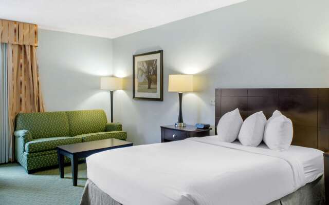 Ramada by Wyndham Shreveport Airport