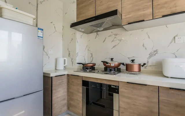 Locals Boutique Apartment Huafa No.12