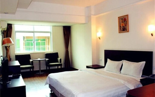 Yi Jia Holiday Hotel