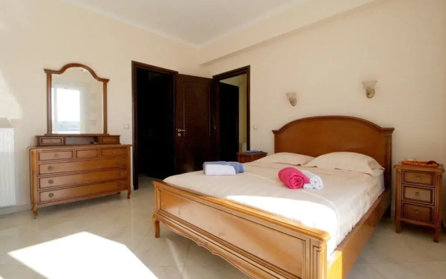 Luxurious Villa Anthi
