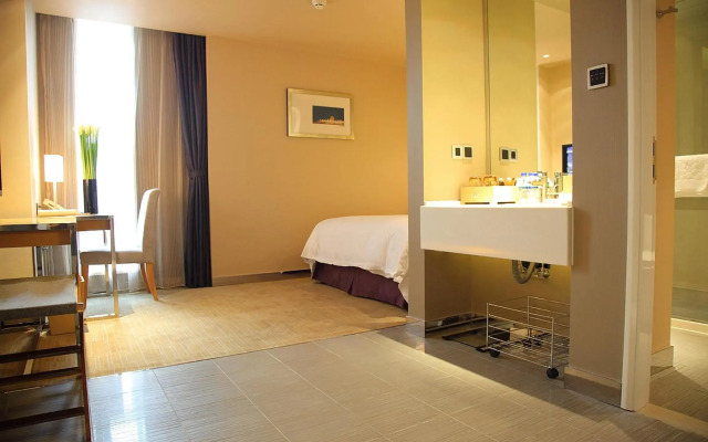 Shanghai Hongqiao Airport Hotel