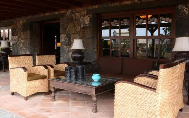 Oasis Rural Hotel and Villas