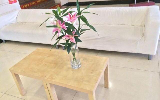 7 Days Inn Shenzhen Dongmen Pedestrian Street Shaibu Subway Station Branch