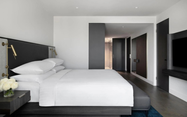 Melbourne Marriott Hotel Docklands
