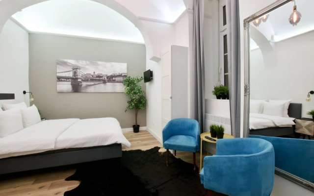 Standard Apartment by Hi5 - Nagysándor street