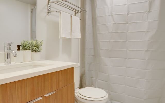 Condo Steps Away from Crystal City Metro