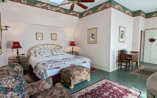 Garden and Sea Inn