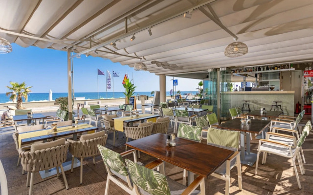 Princess Irini Sea Front ApartHotel