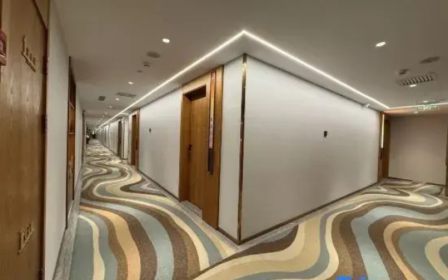 James Joyce Coffetel (Beijing Songjiazhuang transportation hub store)