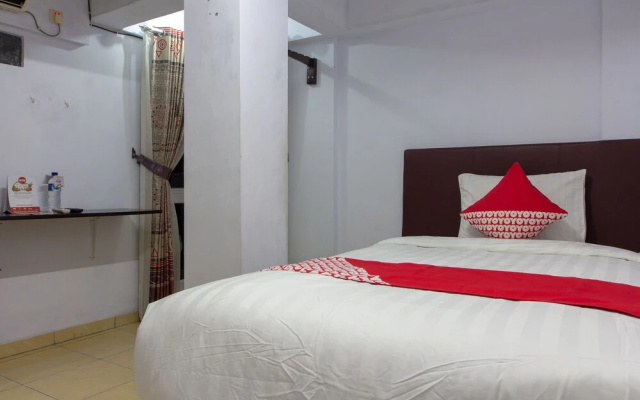 OYO 645 Griya Mas Syariah