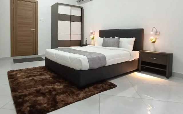 City Centre Hotel