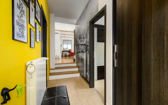Cozy Apartment With Children Area