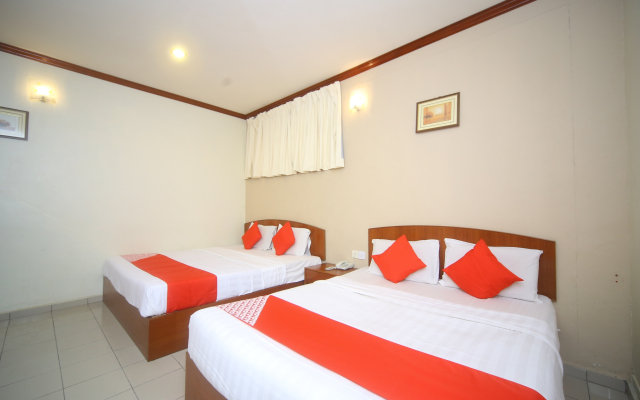 OYO 1027 Hotel London
