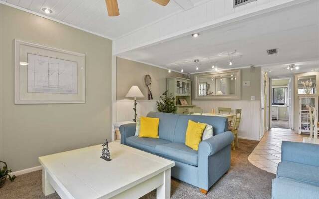 Island Club 151 - One Bedroom Condo