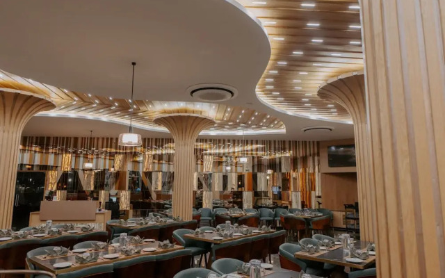 Floating deck resort