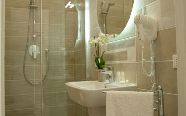 Porta Aragonese Luxury Rooms