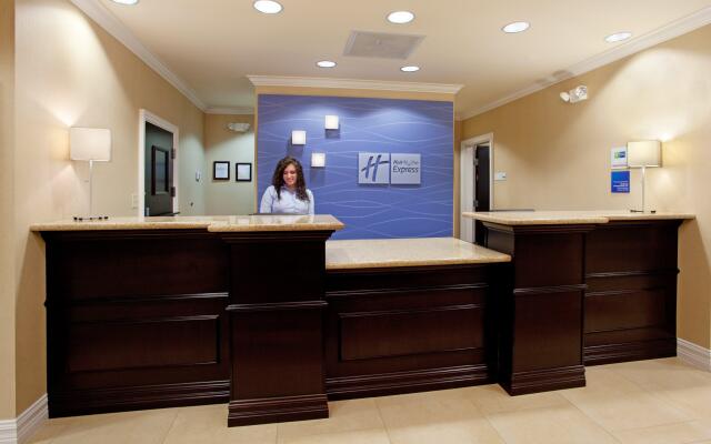 Holiday Inn Express & Suites Newberry by IHG