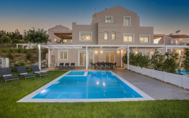 Blue Hills Villas by Estia Yellow 2