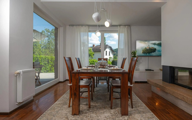 Luxury Apartment Nana