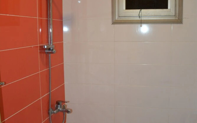 Kings Home Apartments