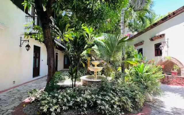 Paseo Colonial - El Monasterio 4