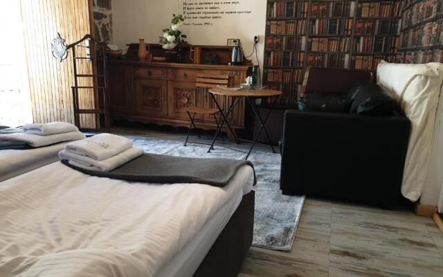 Hnameni Stepanavan Guesthouse