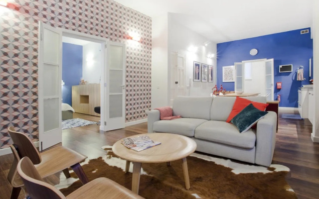 Premium Design Central Suite