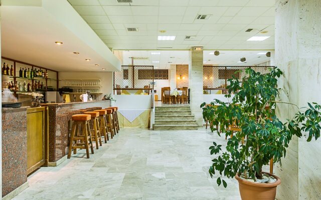 Xenios Theoxenia Hotel