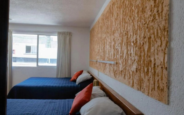 Hotel Zacatecas Courts