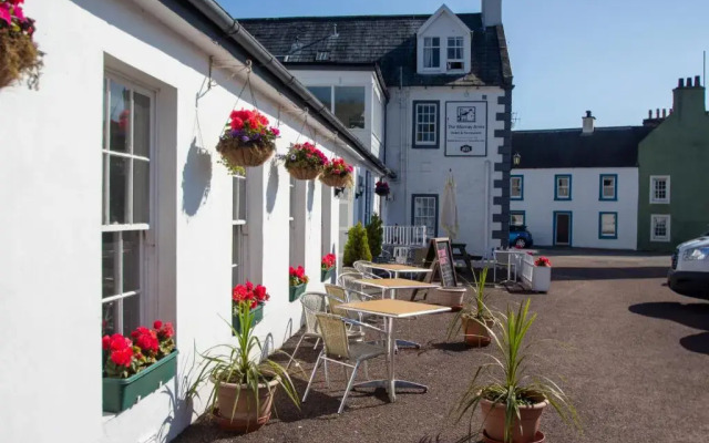 The Murray Arms Hotel
